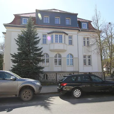 P15 In Fuerstenwalde, Parkallee 15 아파트 *